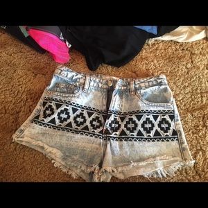 Sobo tribal embroidered shorts size 2